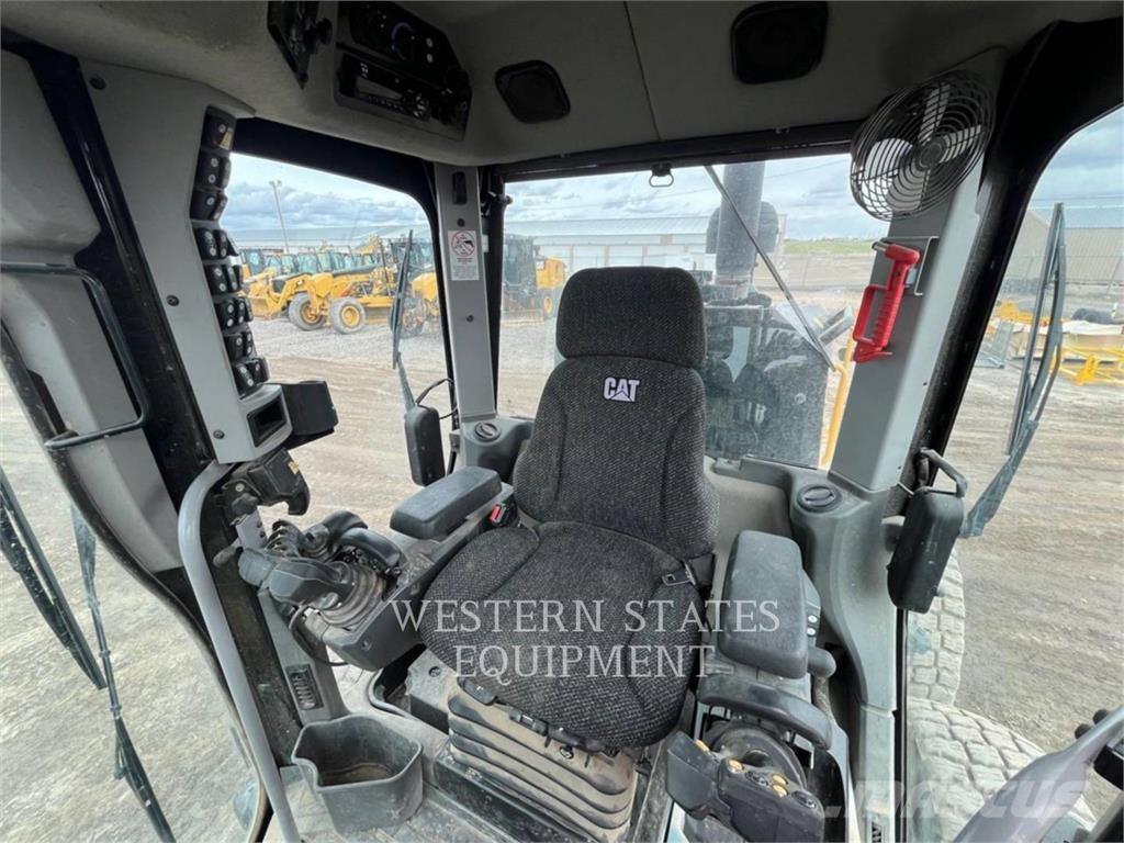 CAT 160M3 Грейдеры