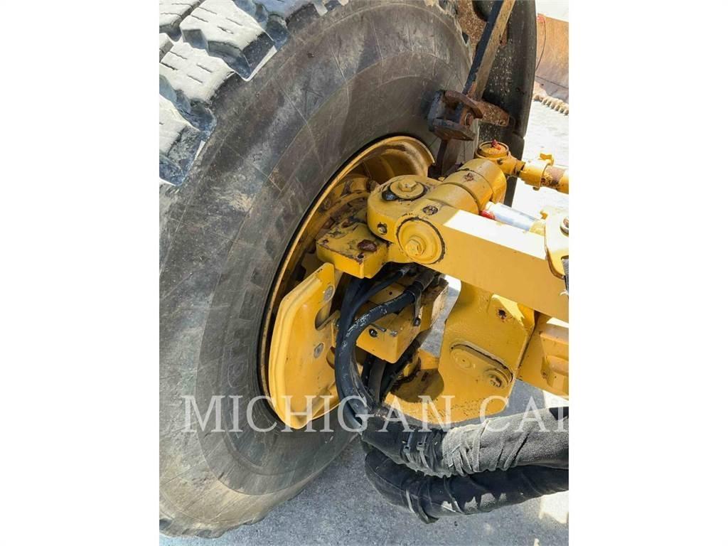 CAT 160M3 AWD Грейдеры
