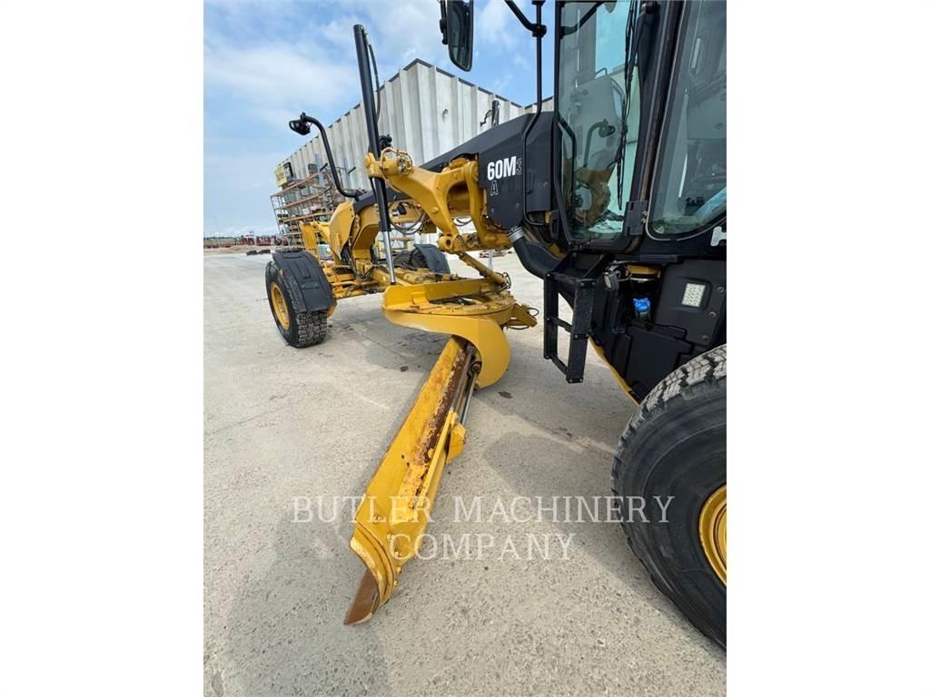 CAT 160M3AWD Грейдеры