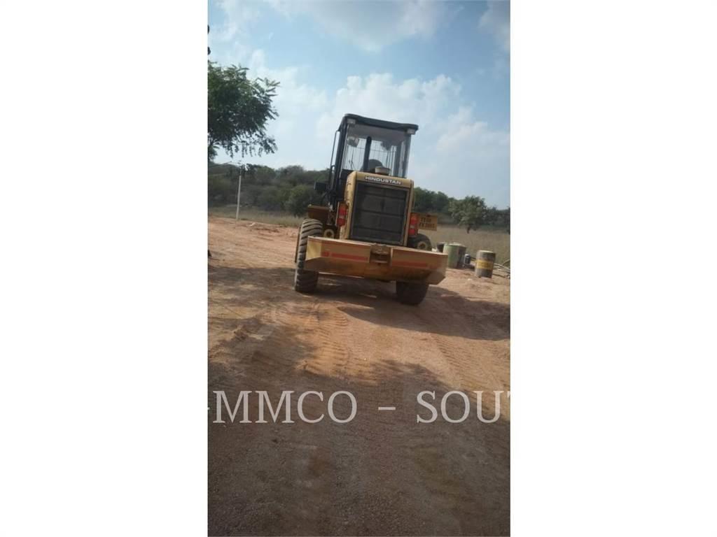 CAT 2021D Фронтальные погрузчики
