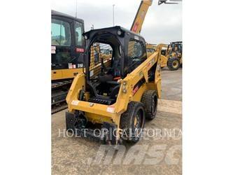 CAT 226 HF Мини-погрузчики