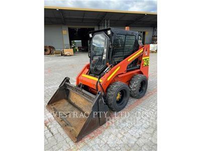 CAT 226B3 Мини-погрузчики