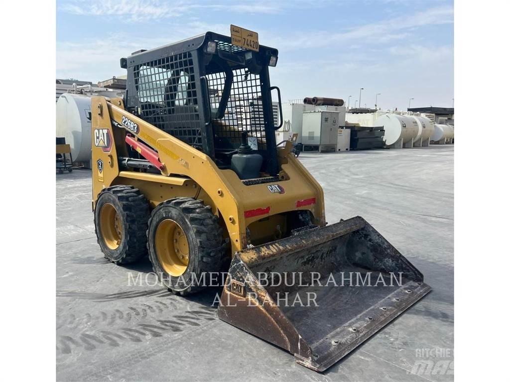 CAT 226B3LRC Мини-погрузчики