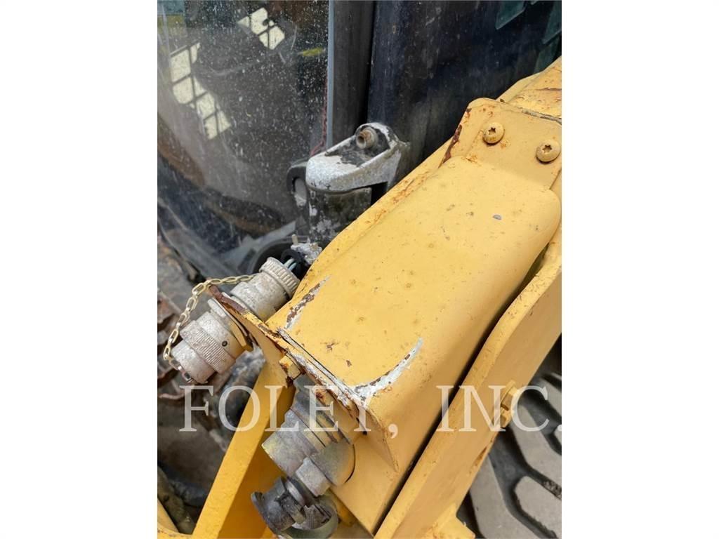 CAT 226D Мини-погрузчики