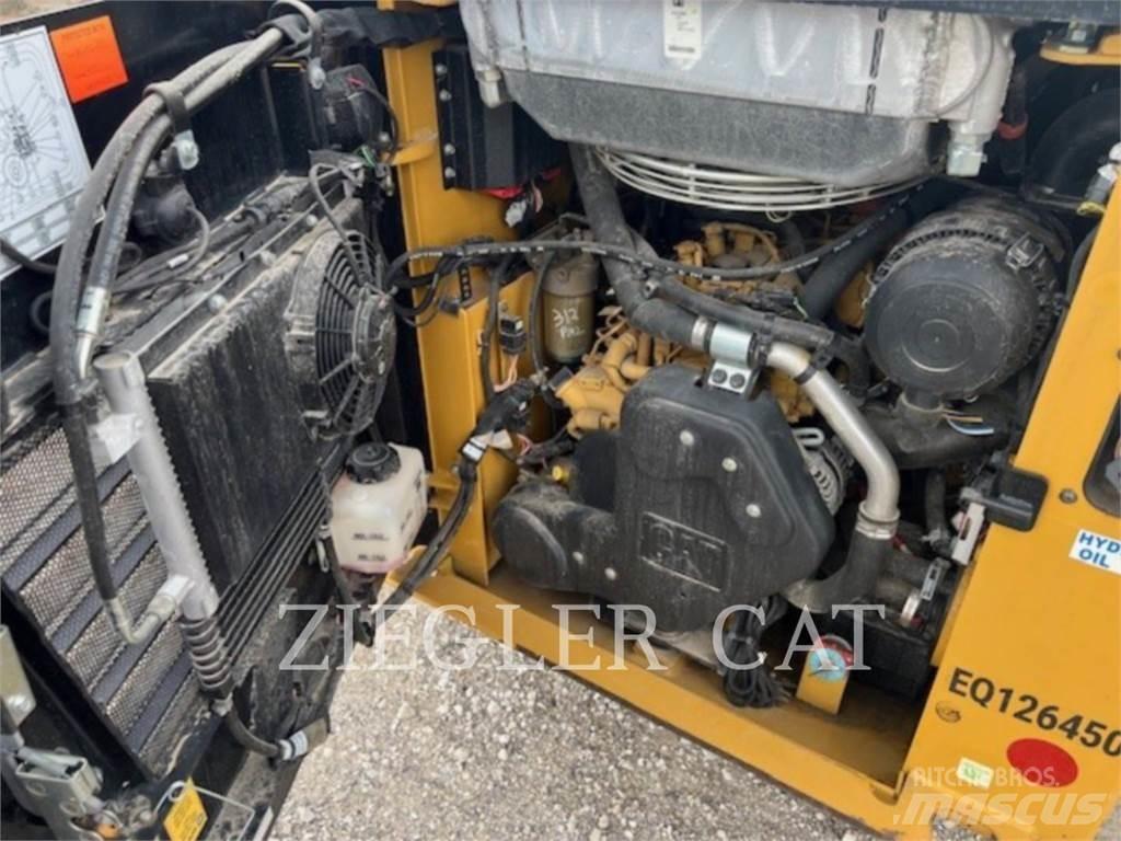 CAT 226D Мини-погрузчики