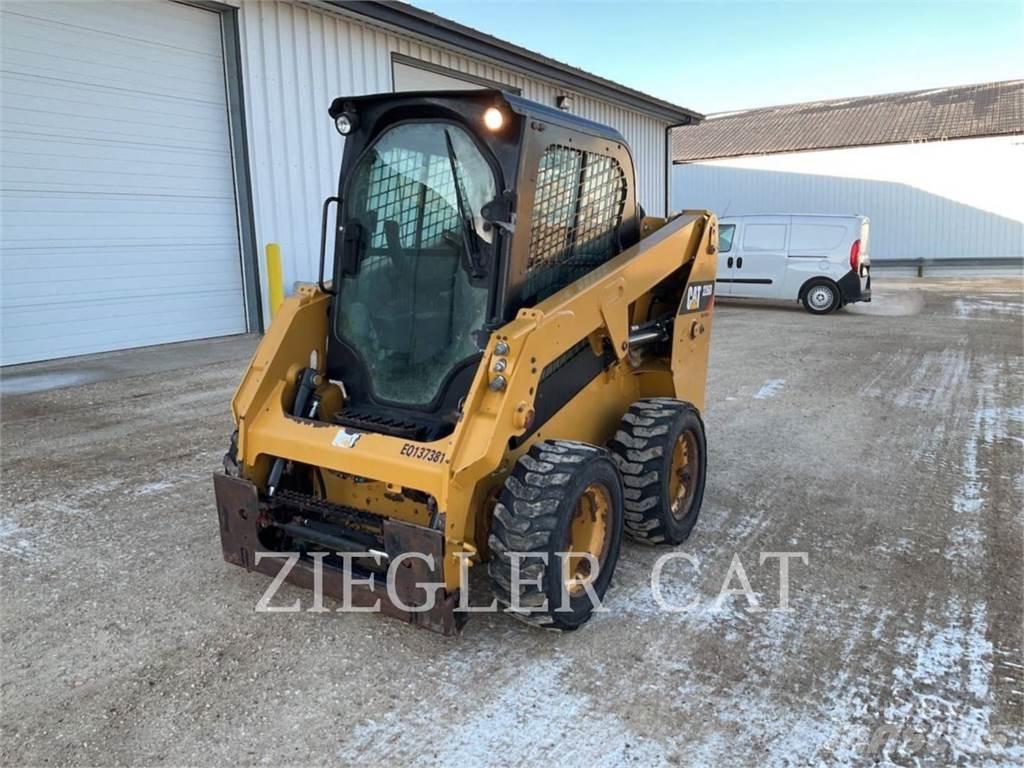 CAT 226D Мини-погрузчики