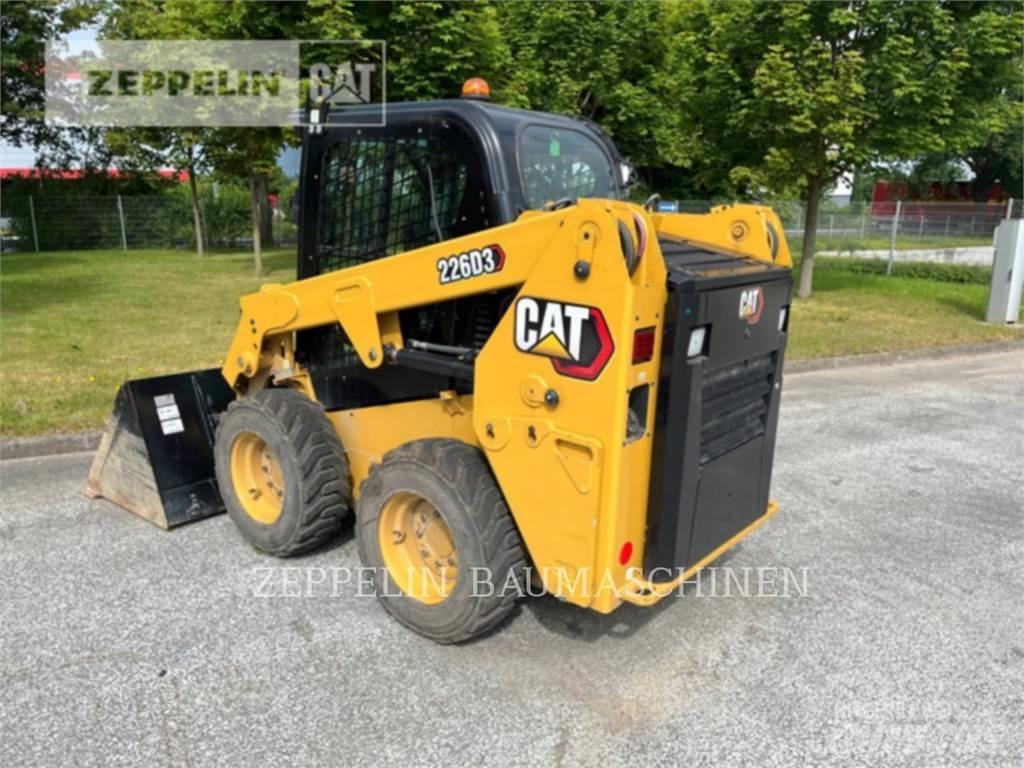 CAT 226D Мини-погрузчики