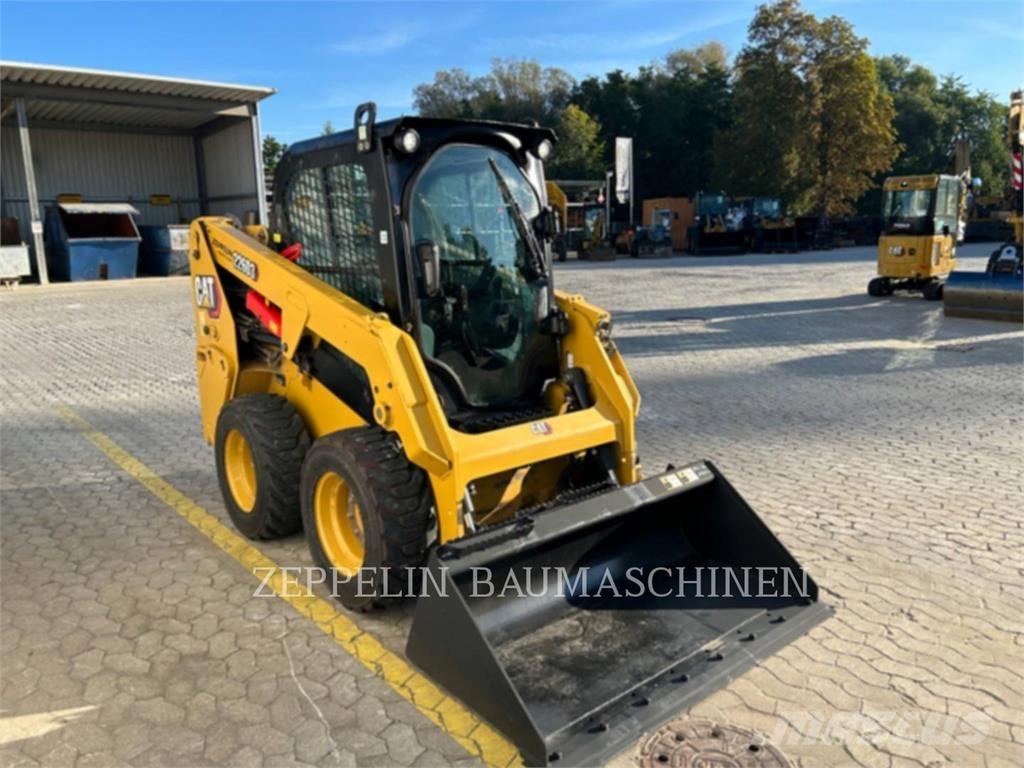 CAT 226D Мини-погрузчики