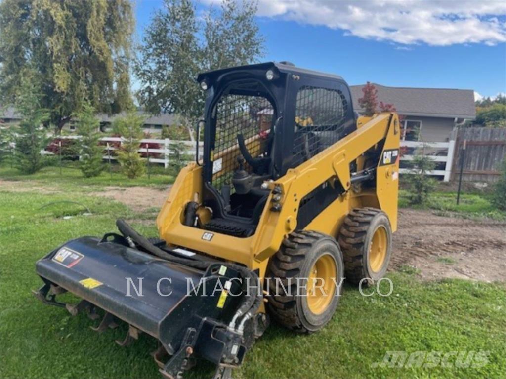 CAT 226D Мини-погрузчики