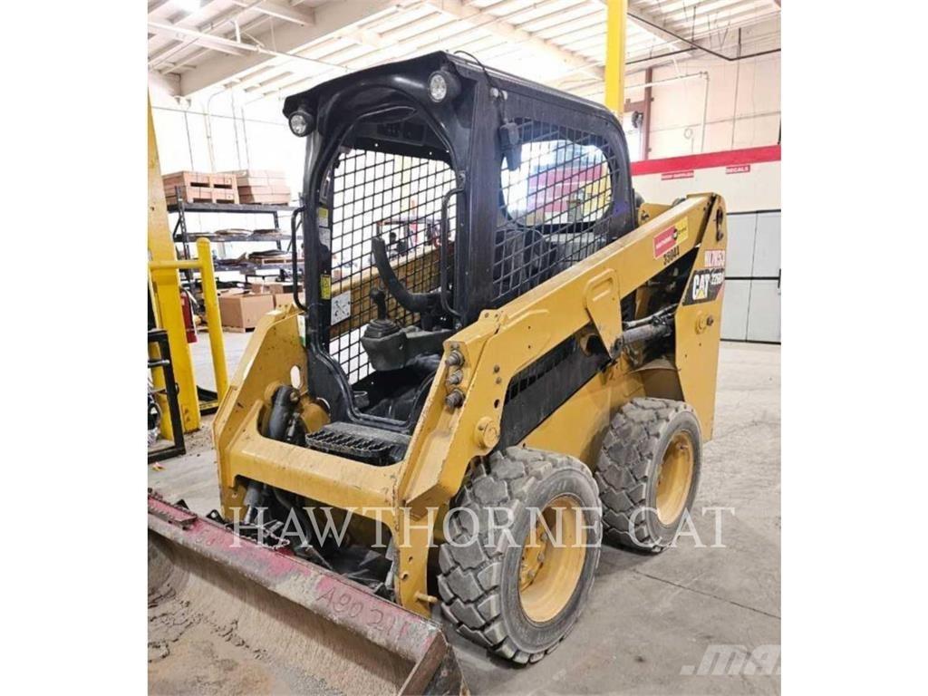 CAT 226D Мини-погрузчики