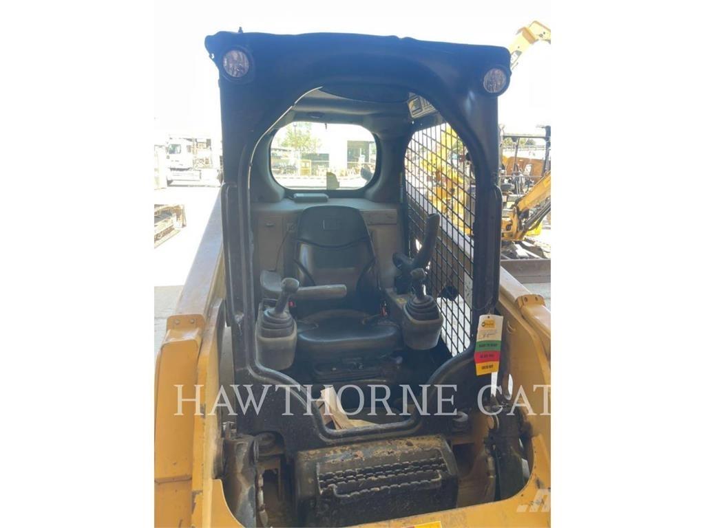CAT 226D Мини-погрузчики