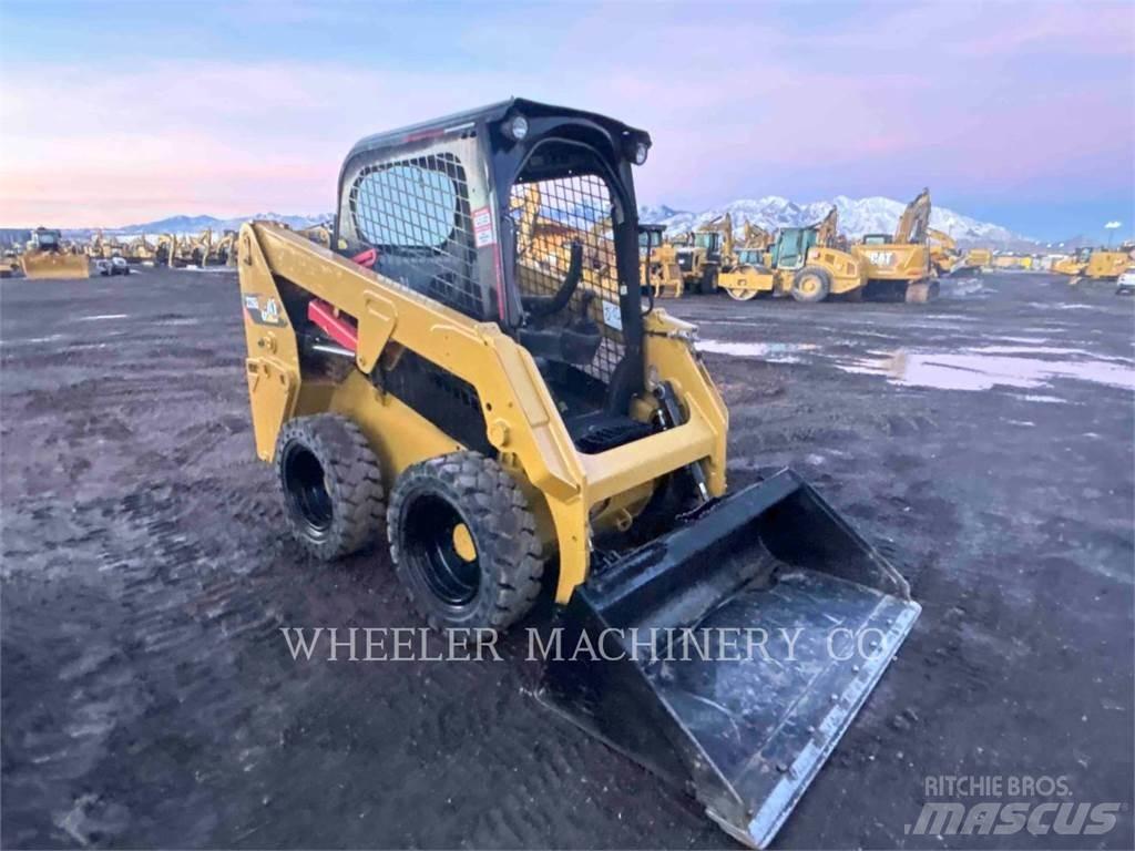 CAT 226D C1-H2 Мини-погрузчики