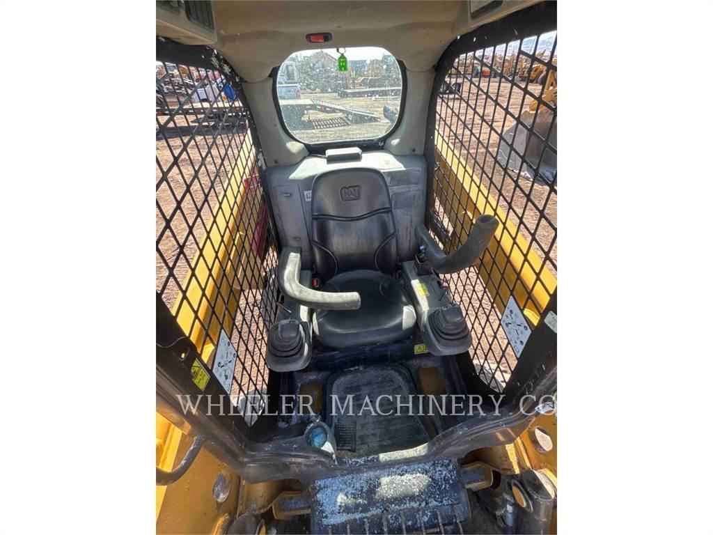 CAT 226D C1-H2 Мини-погрузчики