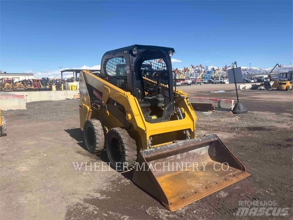 CAT 226D C1-H2 Мини-погрузчики