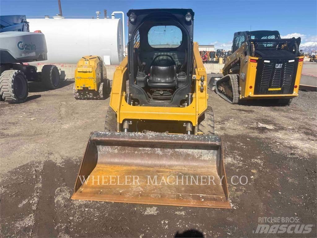 CAT 226D C1-H2 Мини-погрузчики
