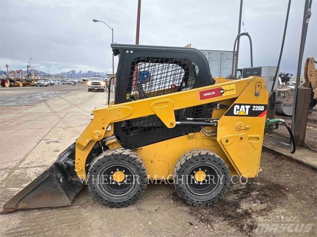 CAT 226D C1-H2 Мини-погрузчики
