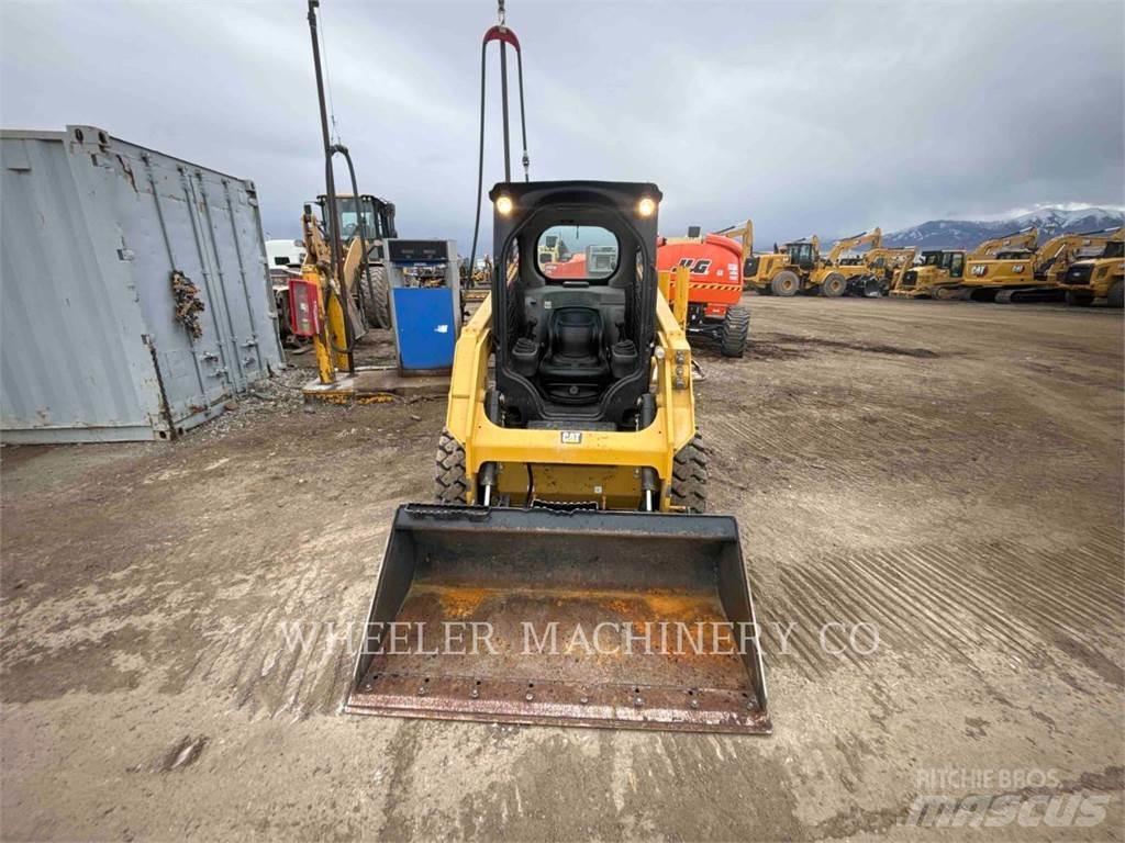 CAT 226D C1-H2 Мини-погрузчики