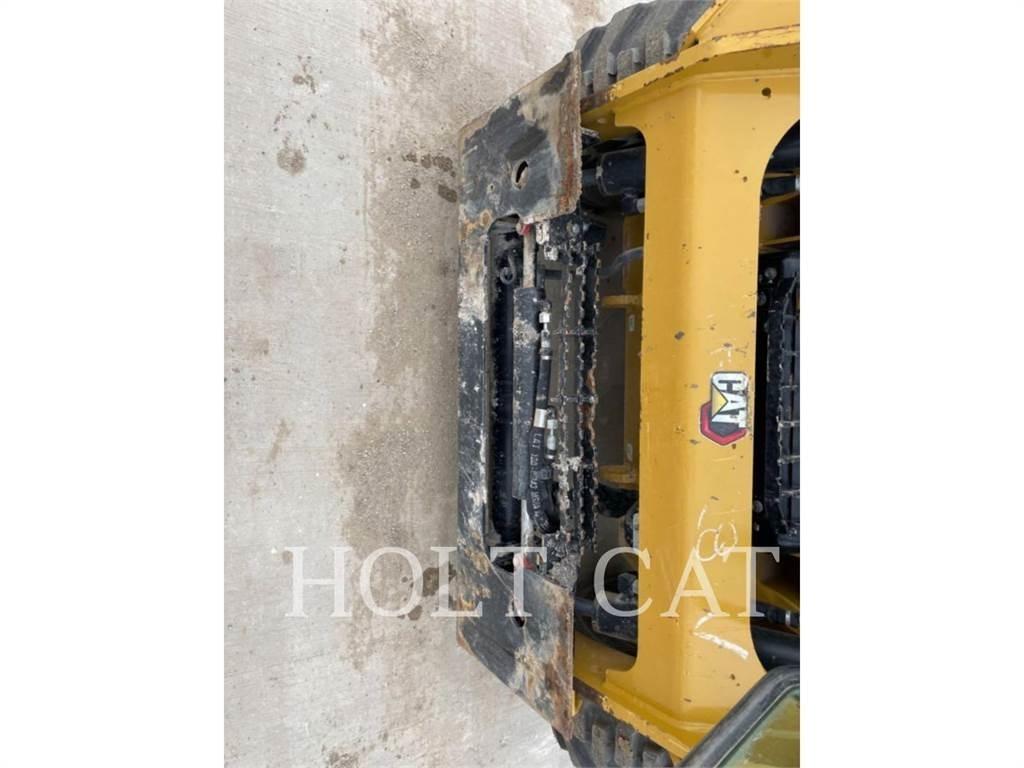 CAT 226D CAB Мини-погрузчики