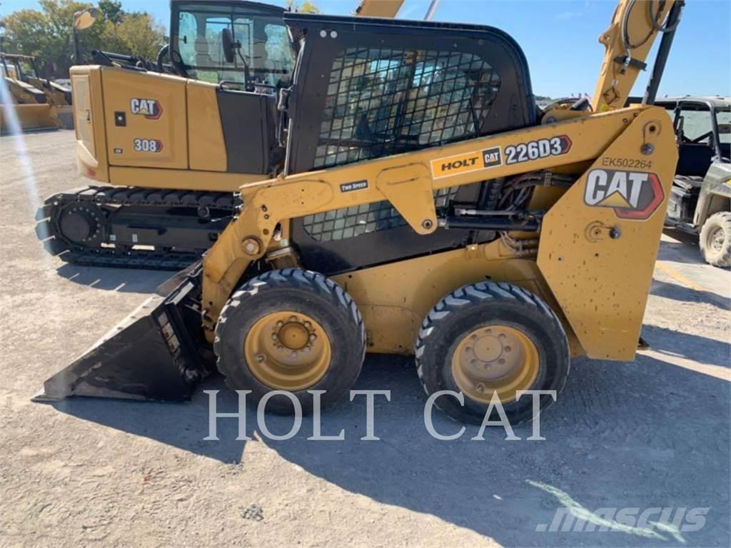 CAT 226D CAB Мини-погрузчики