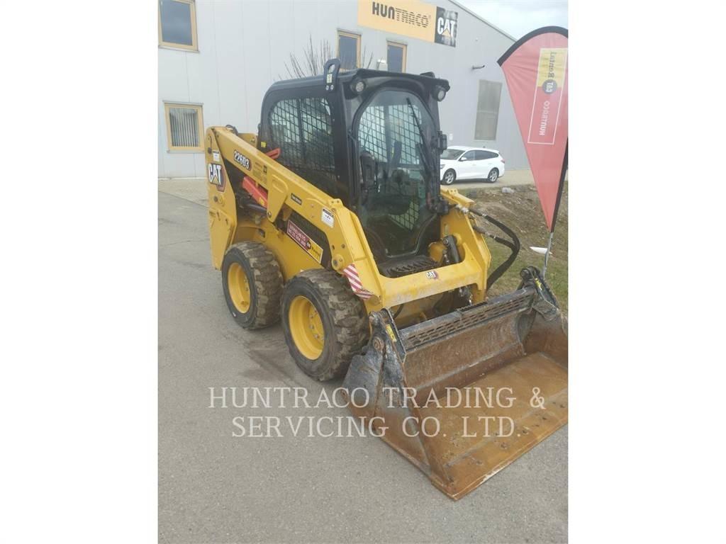 CAT 226D3 Мини-погрузчики