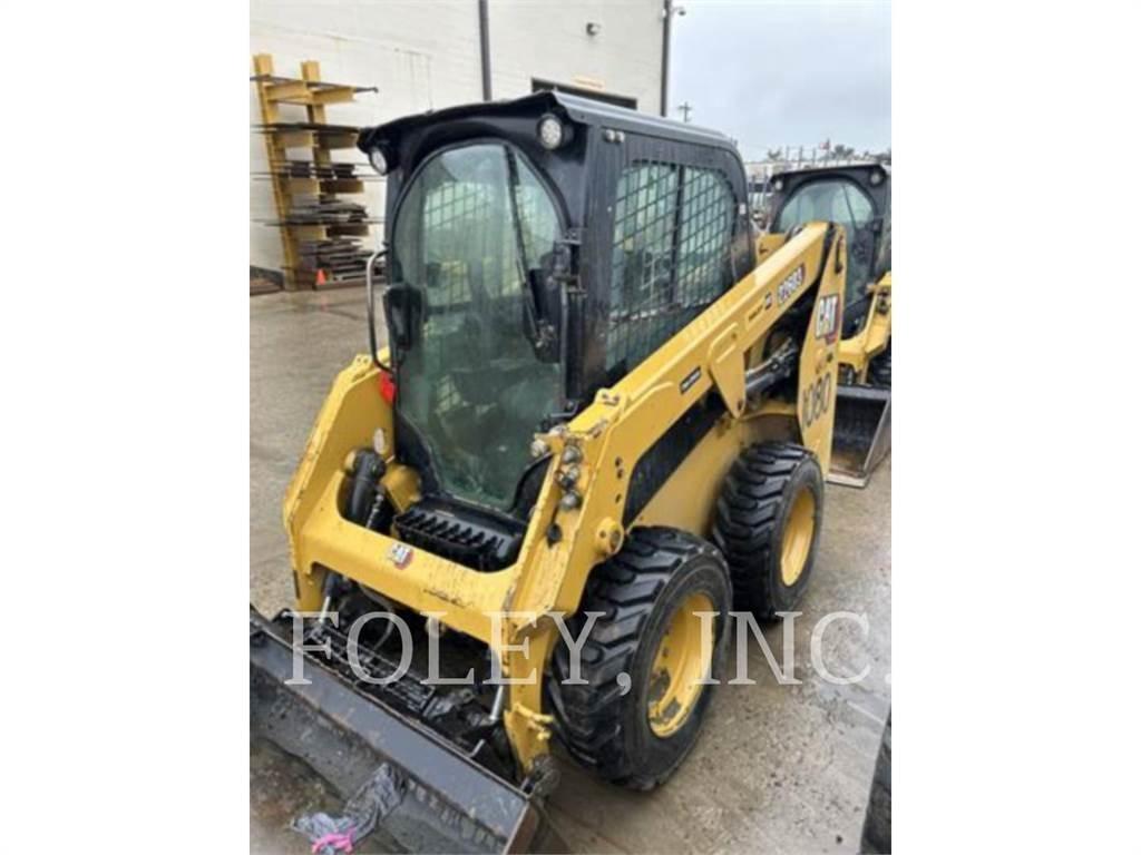 CAT 226D3 Мини-погрузчики