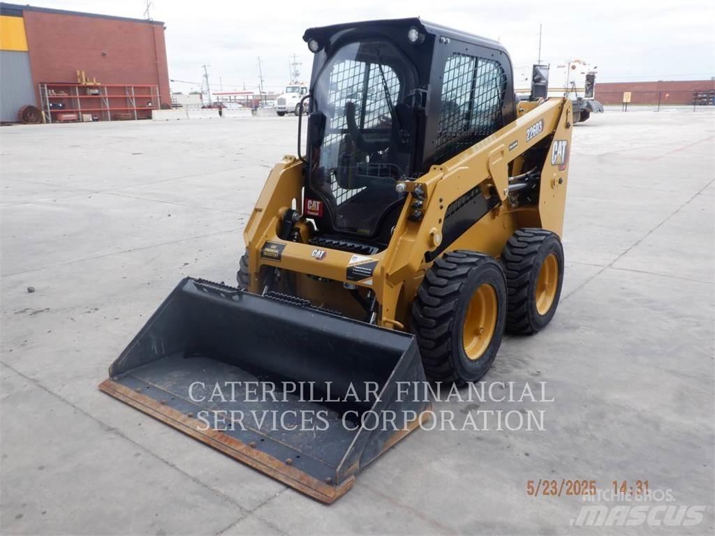CAT 226D3 Мини-погрузчики
