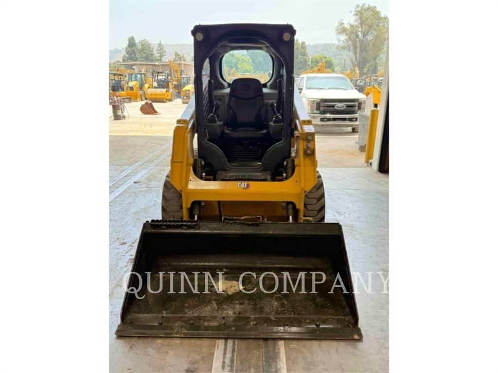 CAT 226D3 Мини-погрузчики