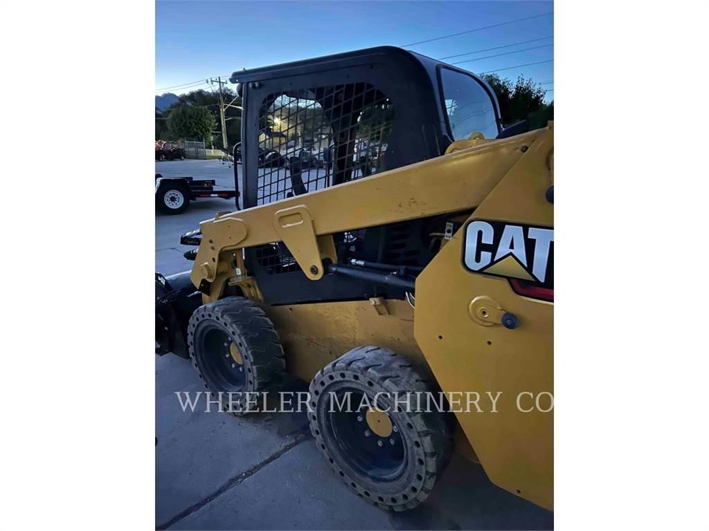 CAT 226D3 C1H2 Мини-погрузчики