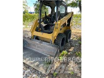 CAT 226D3 C1H2 Мини-погрузчики