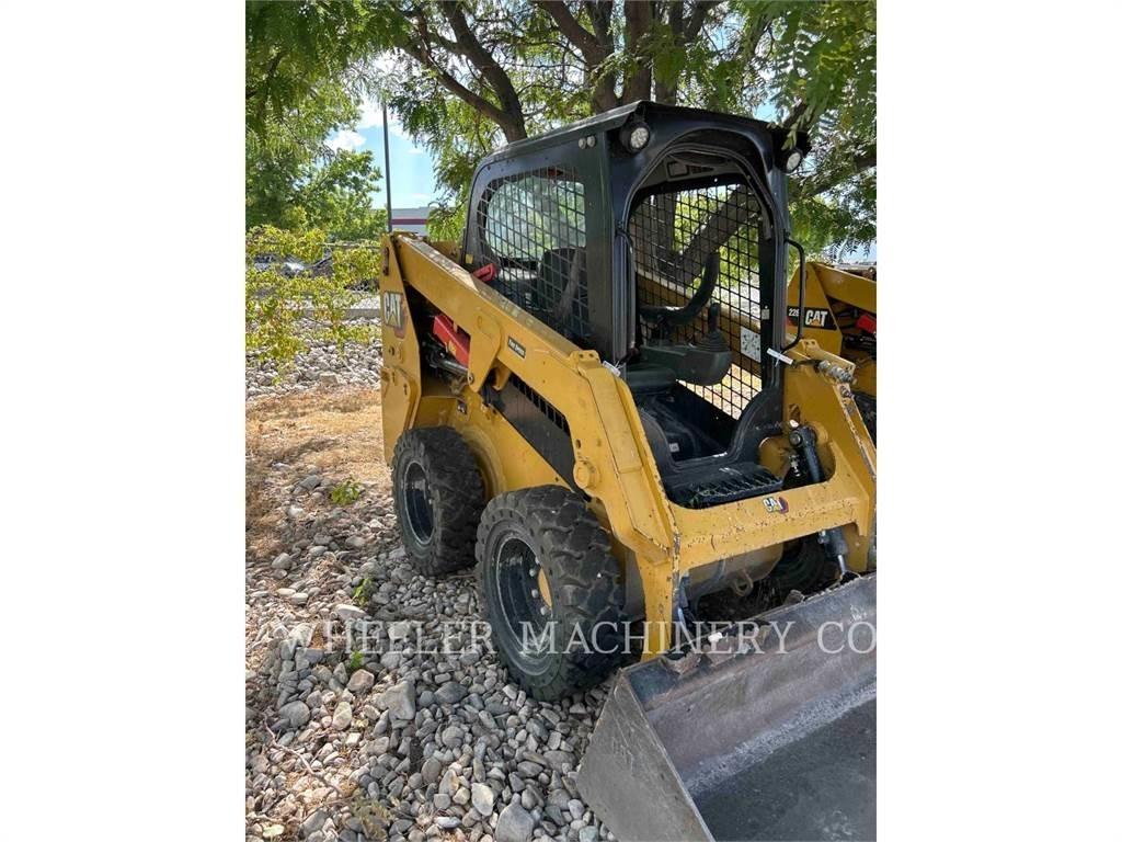 CAT 226D3 C1H2 Мини-погрузчики