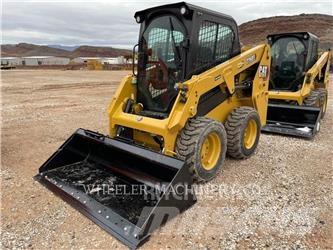 CAT 226D3 C3H2 Мини-погрузчики