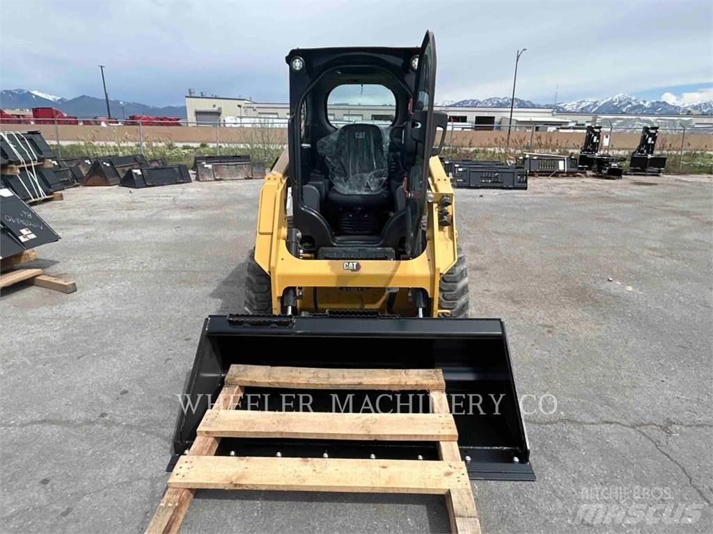 CAT 226D3 C3H2 Мини-погрузчики