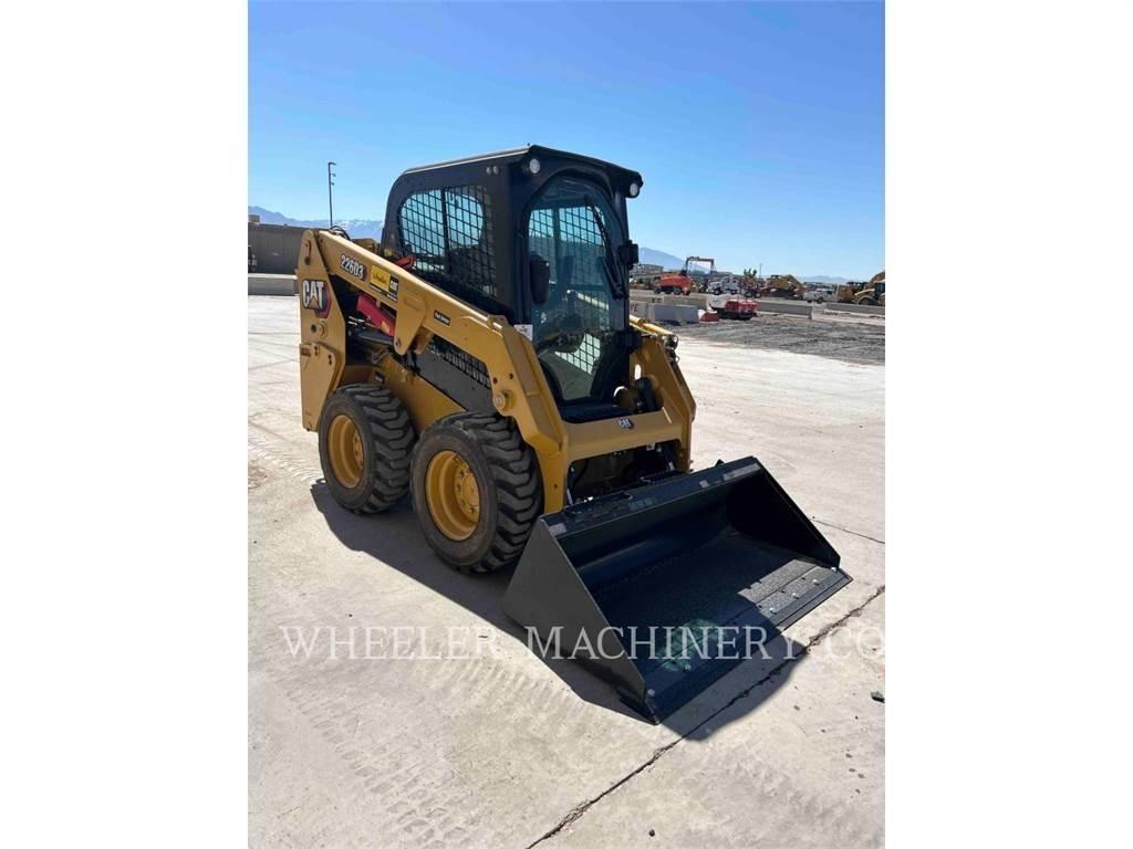 CAT 226D3 C3H2 Мини-погрузчики