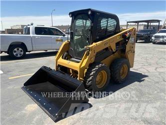 CAT 226D3 C3H2 Мини-погрузчики