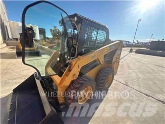 CAT 226D3 C3H2 Мини-погрузчики