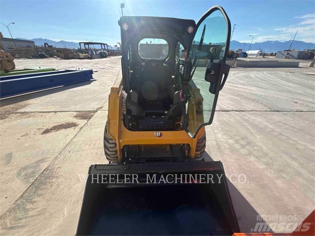 CAT 226D3 C3H2 Мини-погрузчики