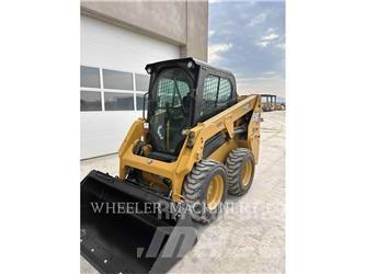 CAT 226D3 C3H2 Мини-погрузчики