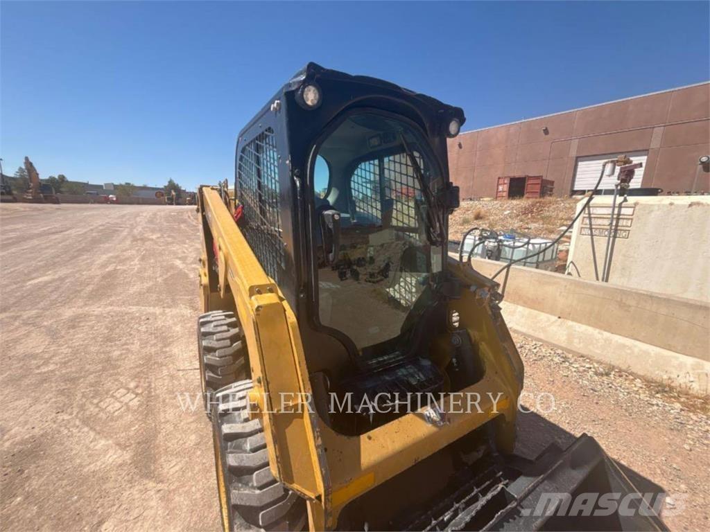 CAT 226D3 C3H2 Мини-погрузчики