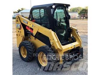 CAT 226D3STD1C Мини-погрузчики