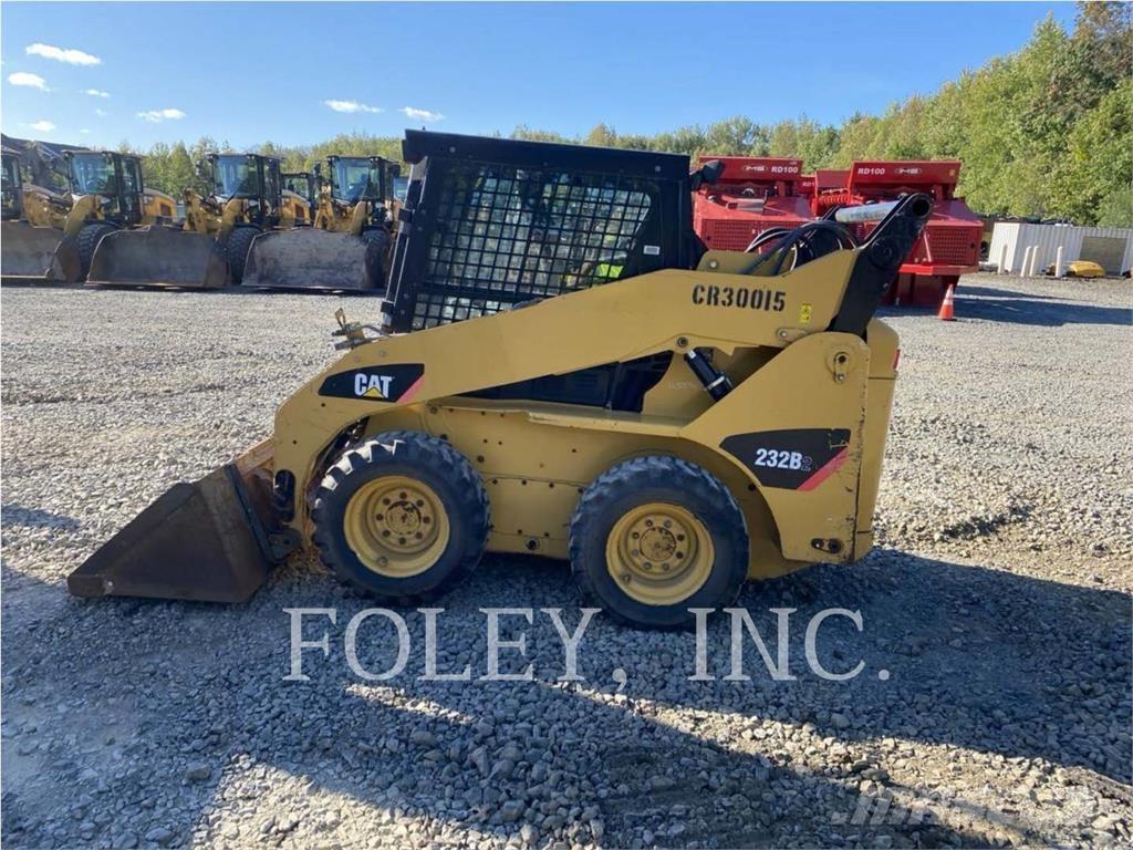 CAT 232B2 Мини-погрузчики