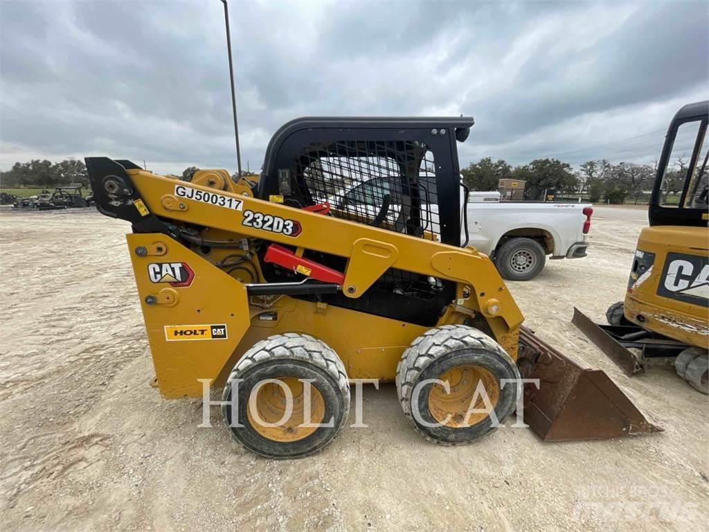 CAT 232D3 Мини-погрузчики