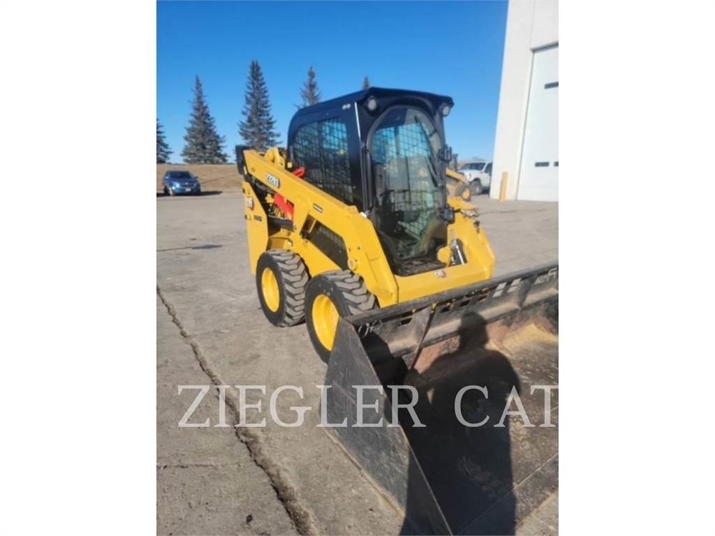CAT 232D3 Мини-погрузчики