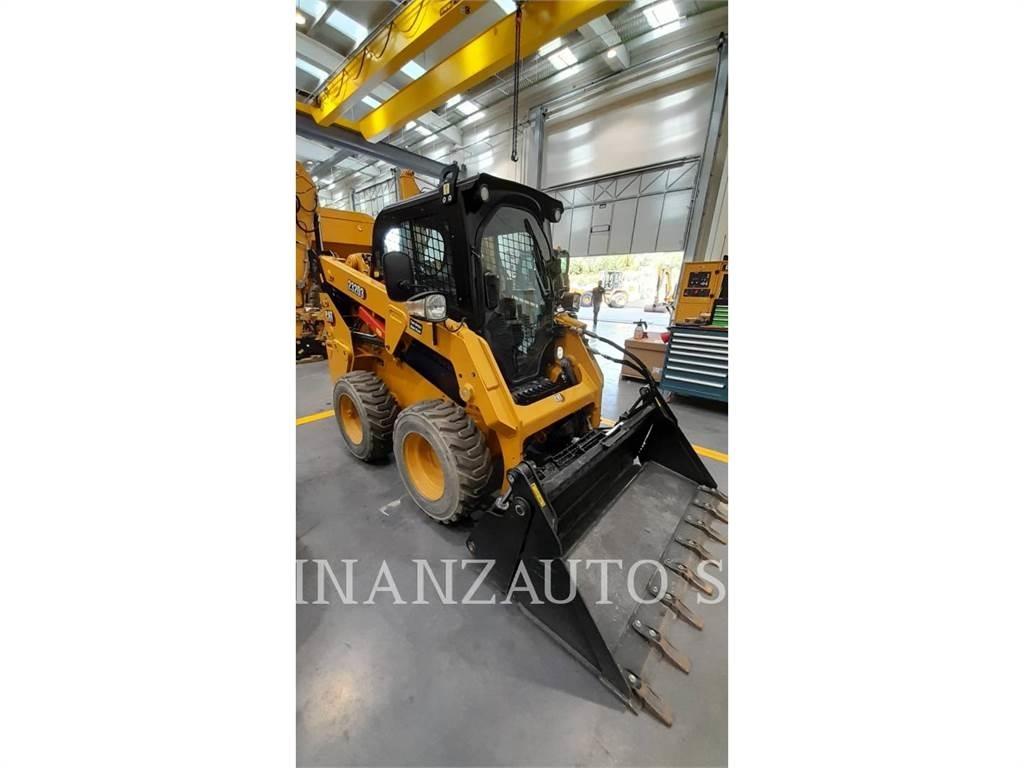 CAT 232D3 Мини-погрузчики