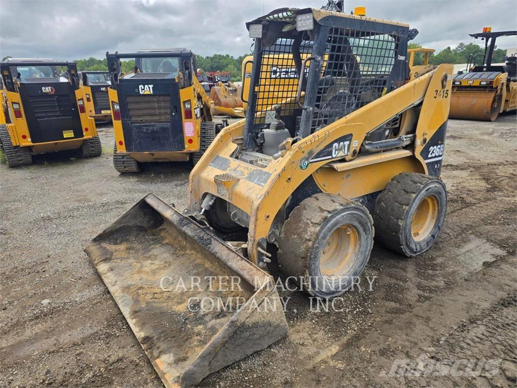 CAT 236 B Мини-погрузчики