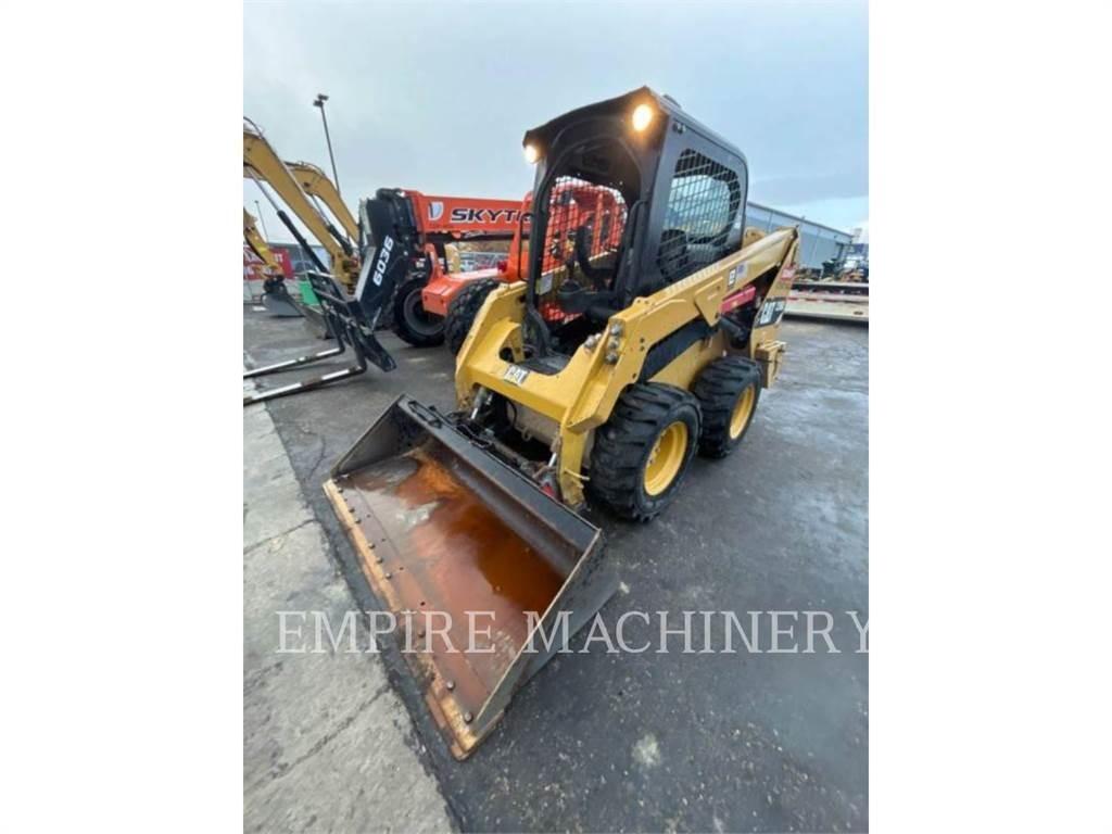 CAT 236D Мини-погрузчики