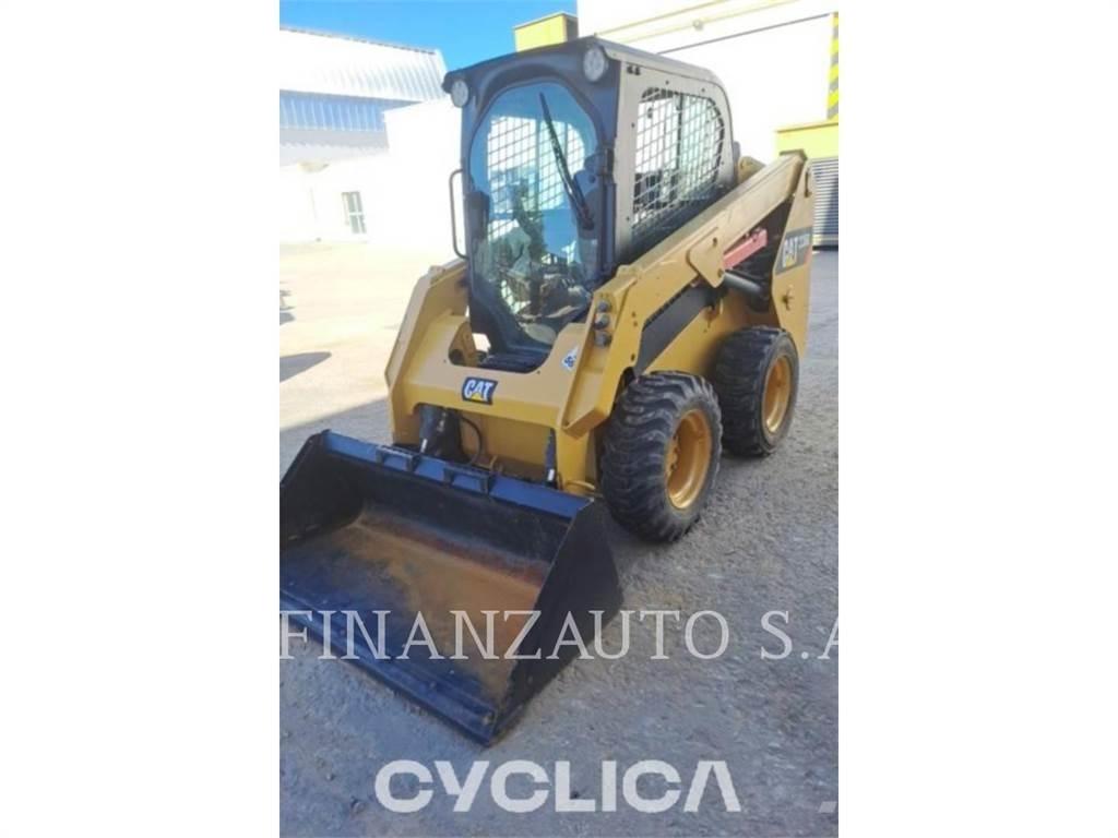 CAT 236D Мини-погрузчики