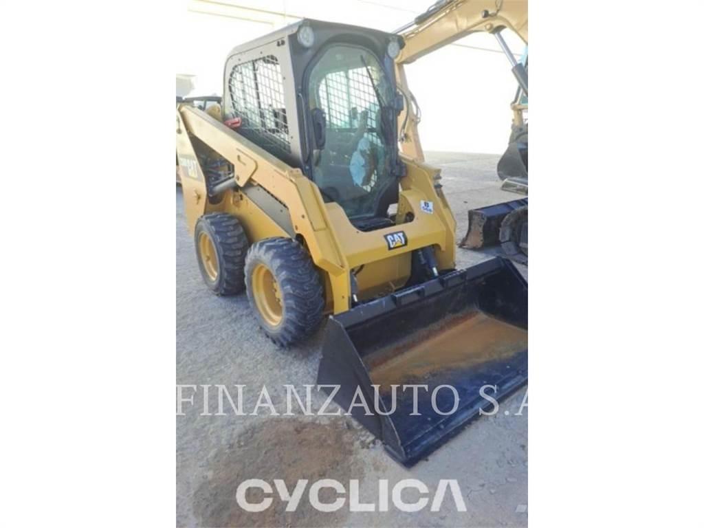 CAT 236D Мини-погрузчики