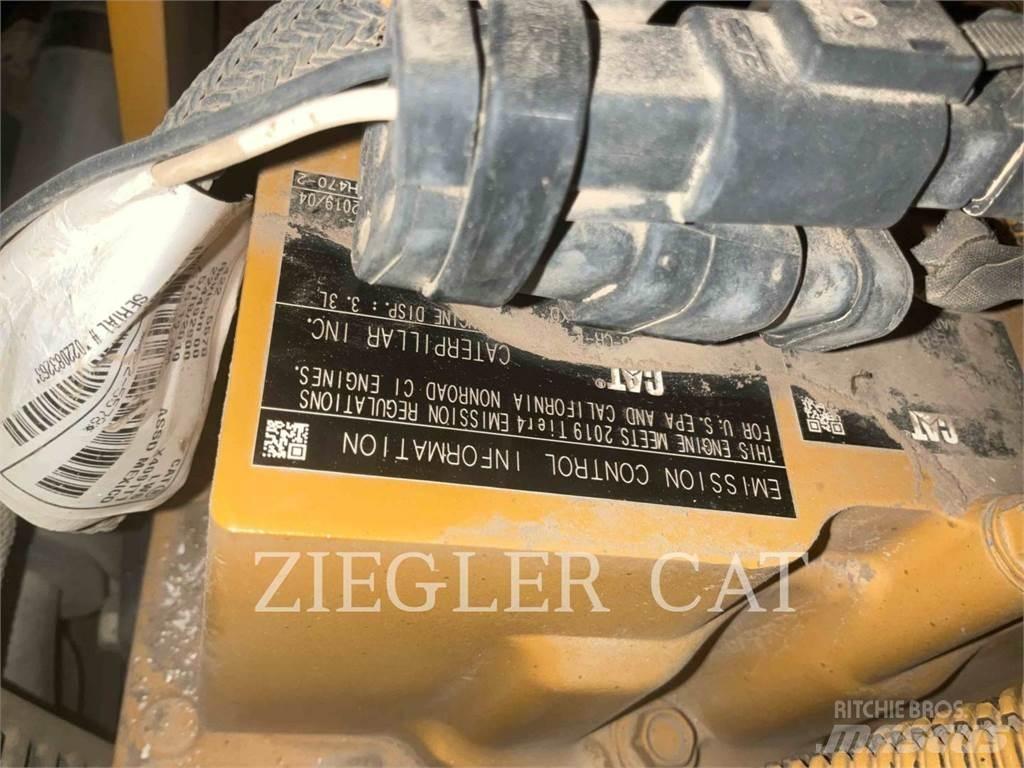 CAT 236D Мини-погрузчики