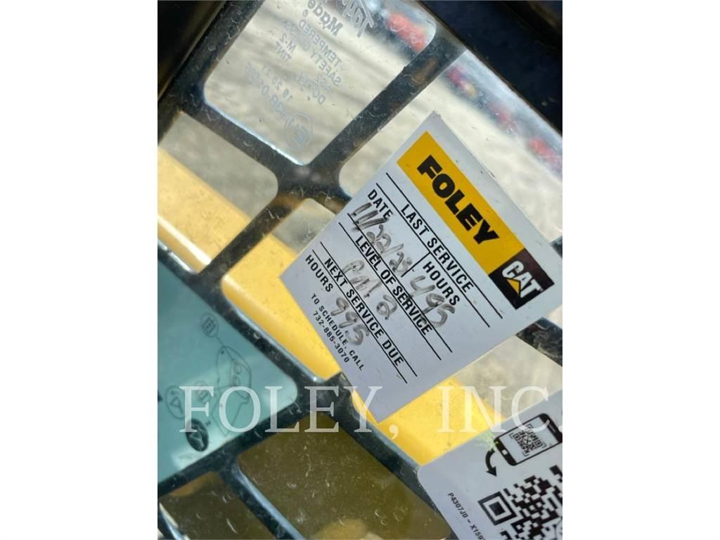 CAT 236D Мини-погрузчики