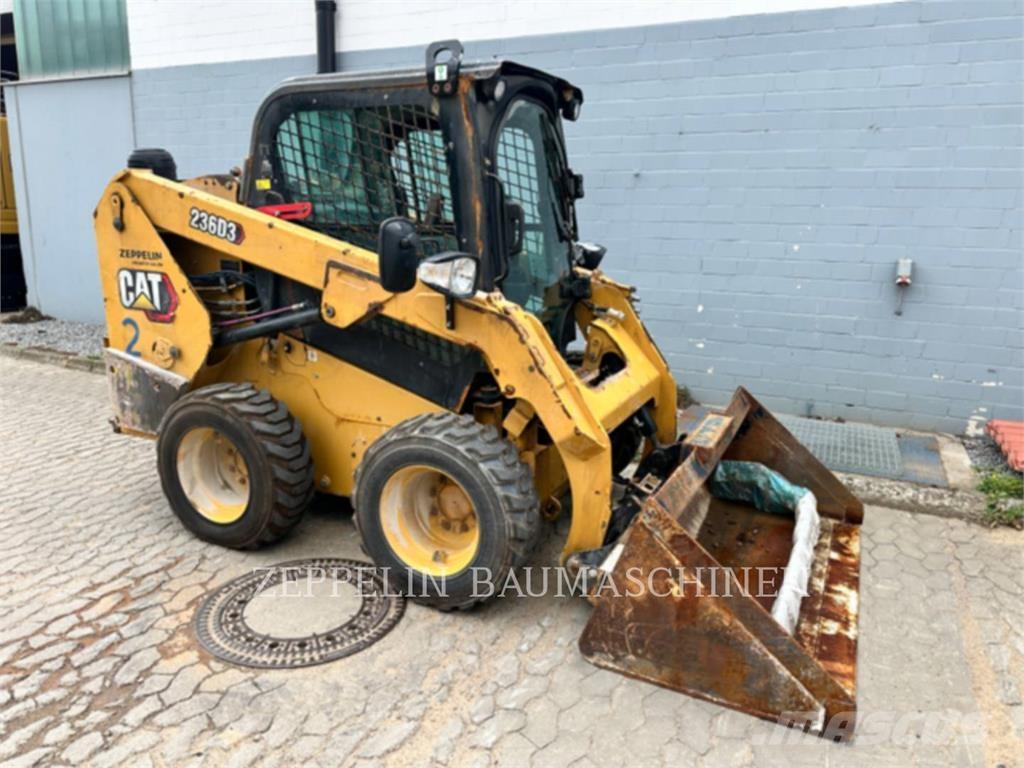CAT 236D Мини-погрузчики
